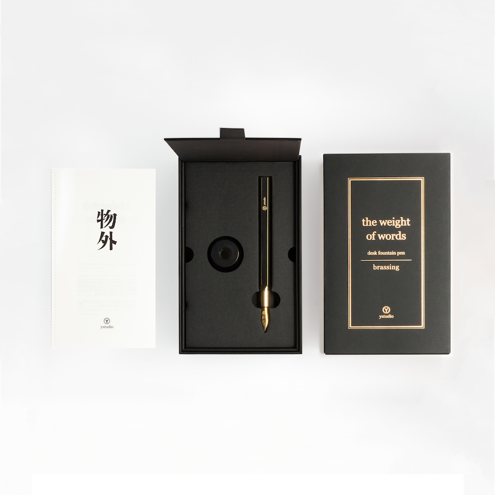 Y Studio | Stylo plume de bureau {plusieurs couleurs}