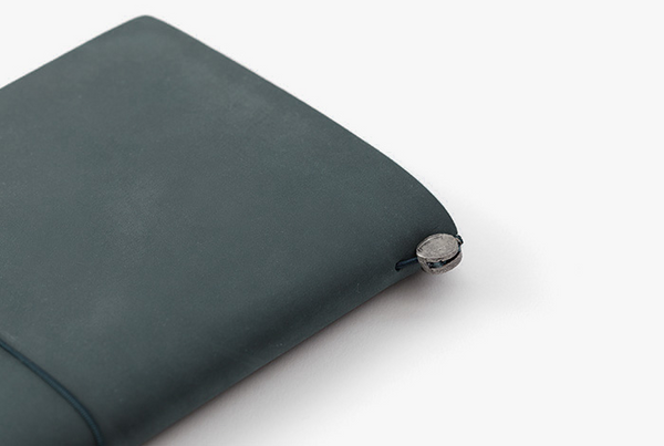 Traveler’s Notebook | Regular Size {multiple colors}