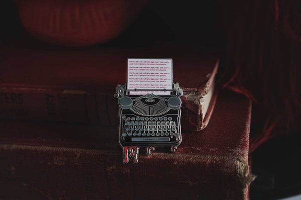 Stephen King Lovers {It} Enamel Pin