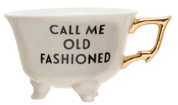 Tasses à thé à pieds en grès {styles multiples}