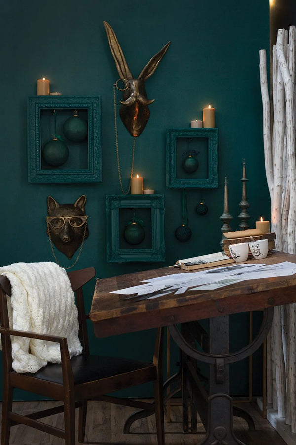 Dimensional Wall Décor