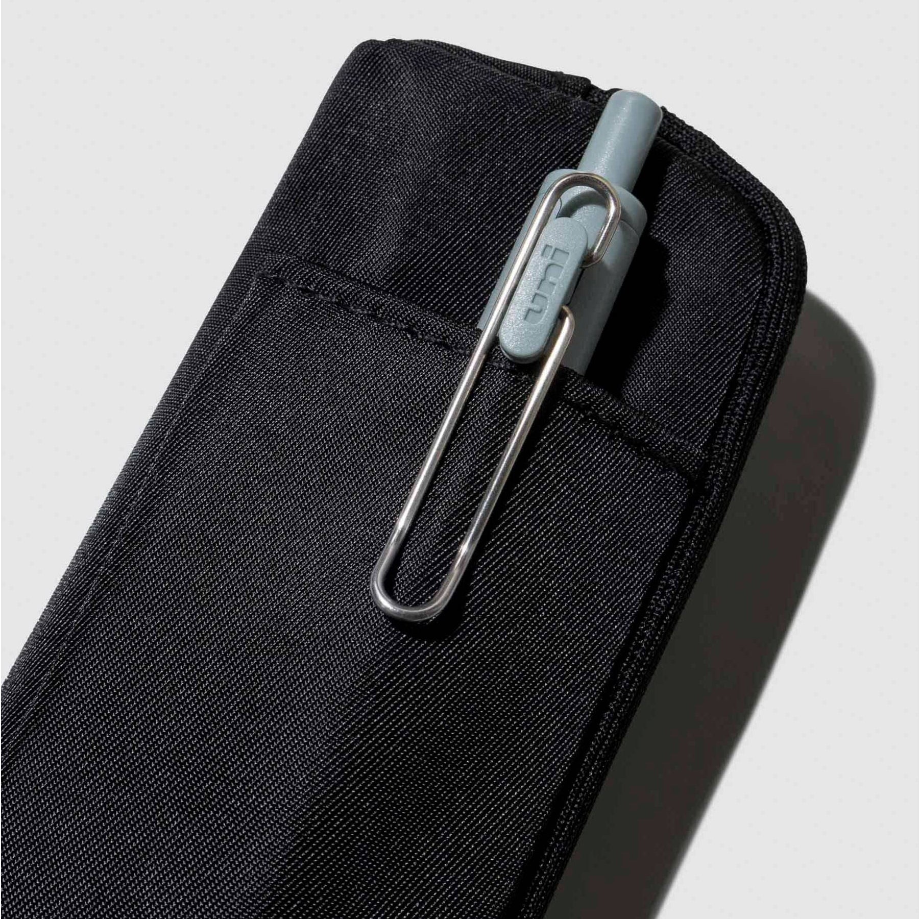 Adjustable Notebook Pouch