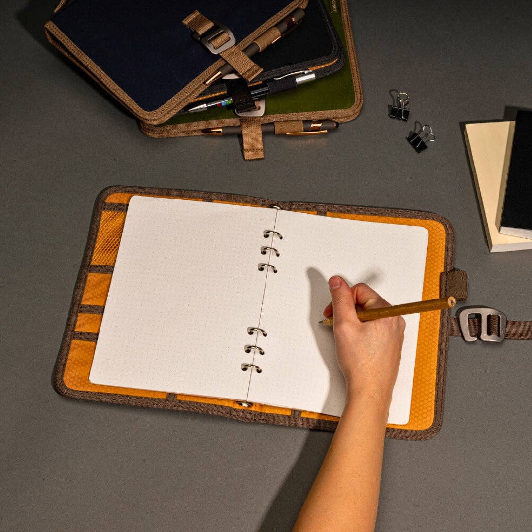 Field Binder 6-Ring A5 Travel Journal