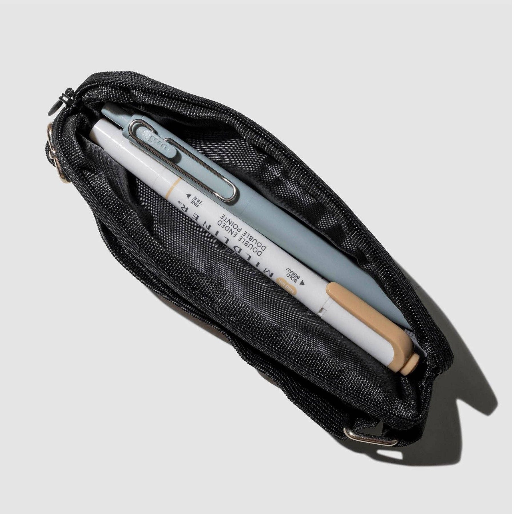 Adjustable Notebook Pouch