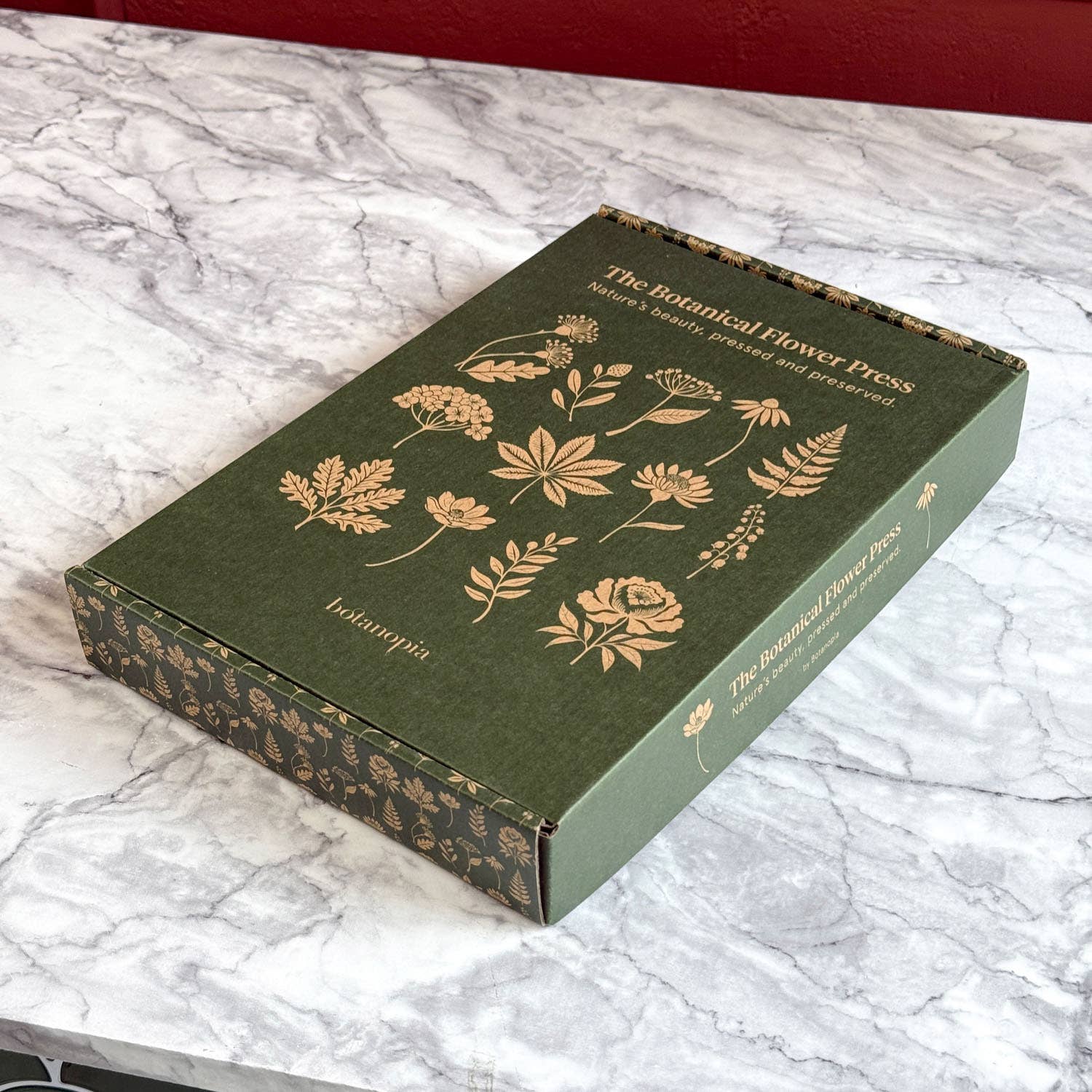 {coming soon: mid-December} The Botanical Flower Press w/ Linen Cover & Gold Foil