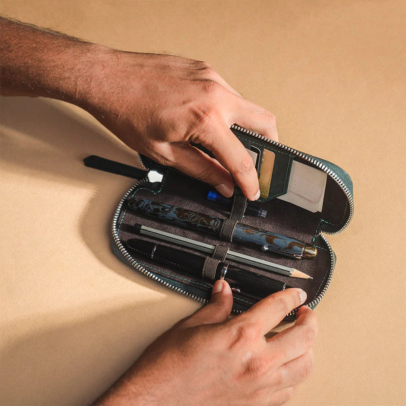 Endless Companion Adjustable 3-Pen Pouch