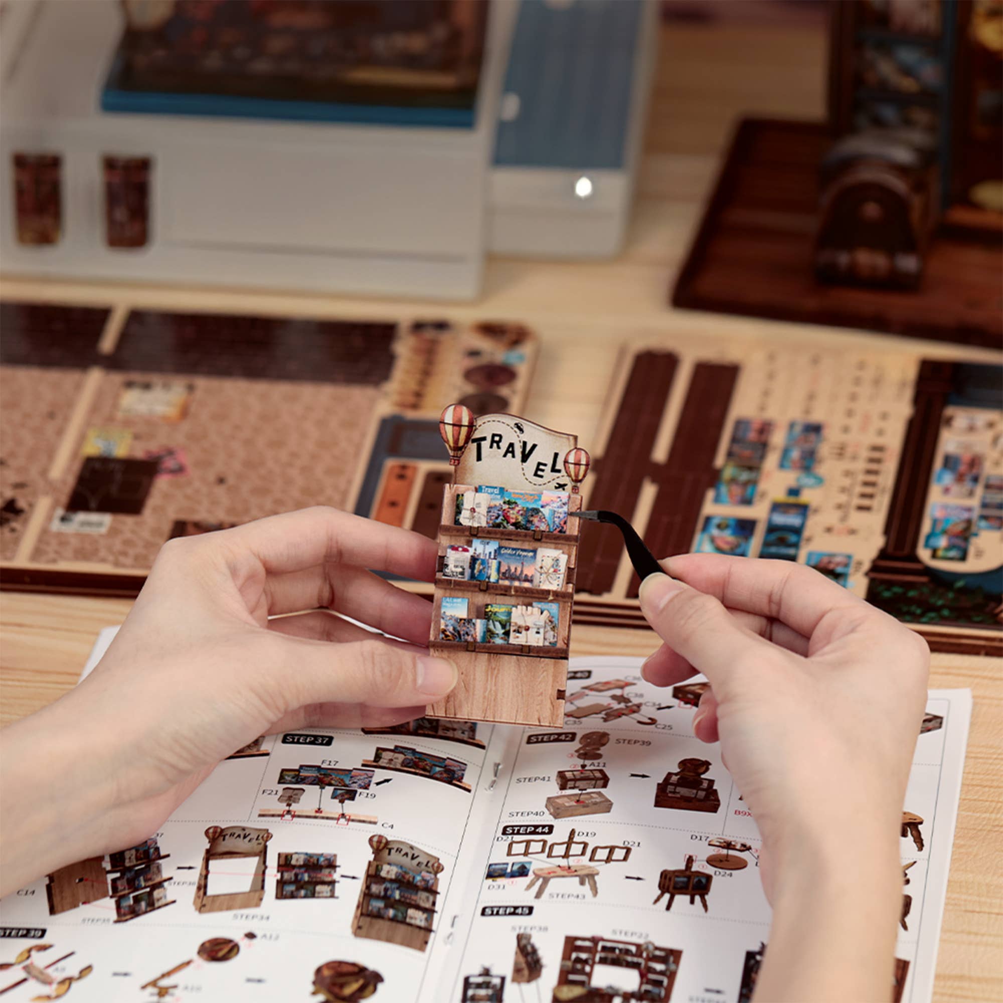 Journey Trace Bookshop Diorama Book Nook Kit