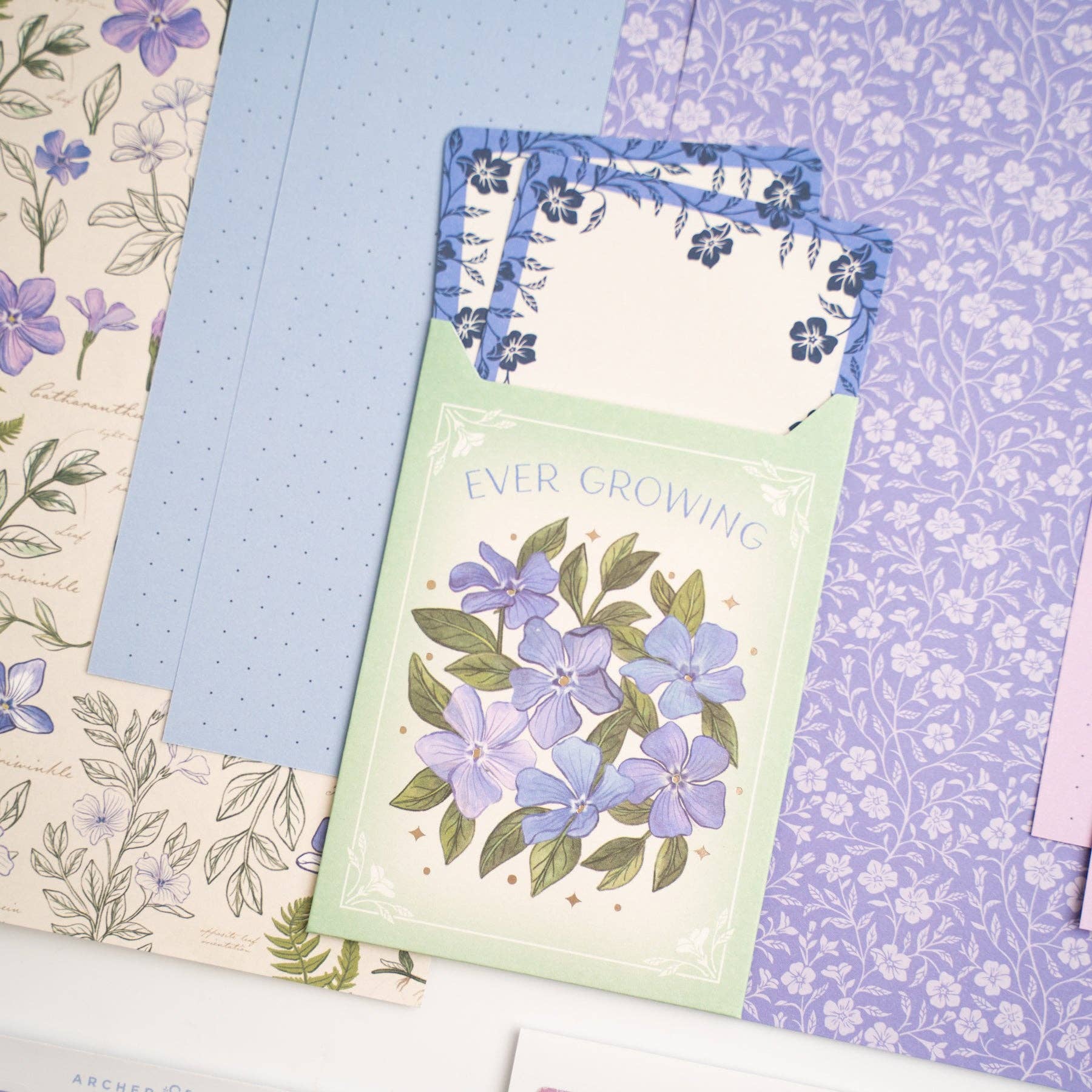 Wild Periwinkle Themed Stationery Kit