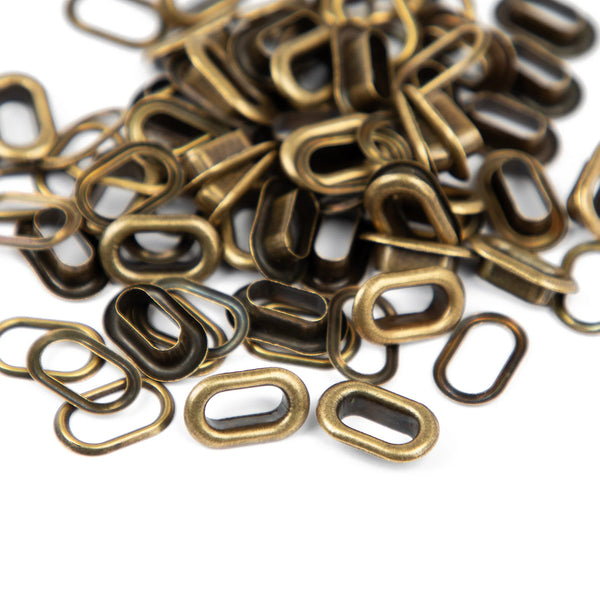 Crop-A-Dile Oval Eyelets