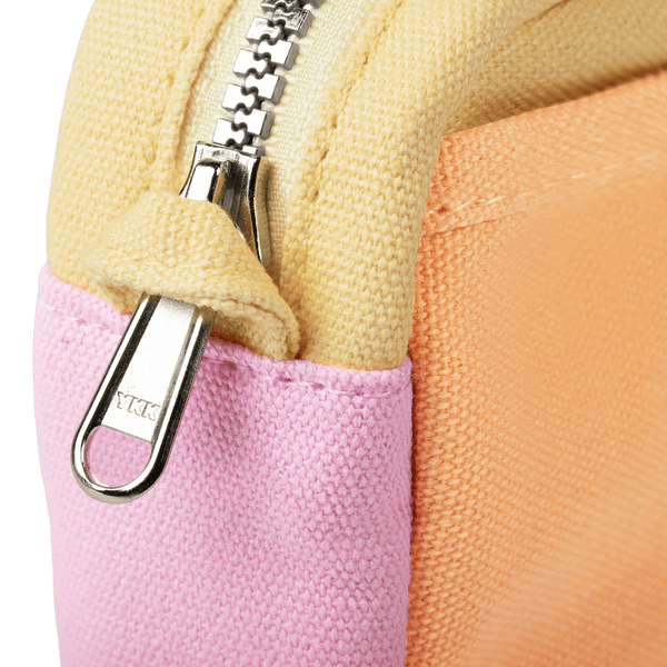 Becca Sands 20-Pocket Stationery/Artist Pouch