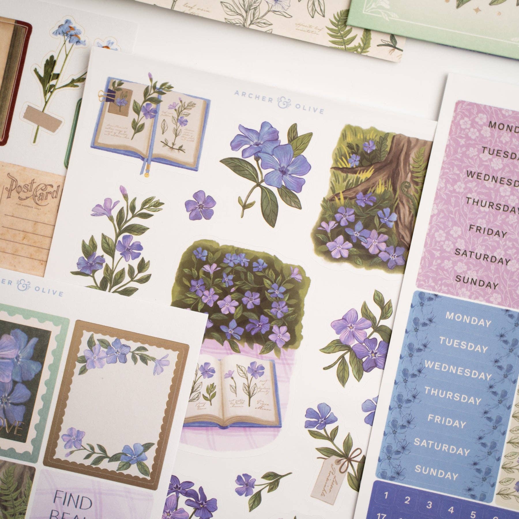 Wild Periwinkle Themed Stationery Kit