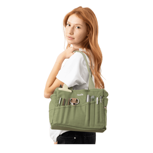Marina 30-Pocket Stationery/Artist Tote
