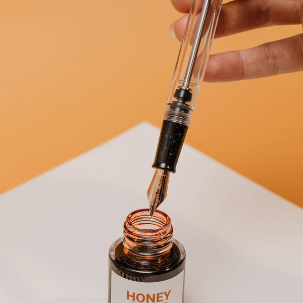 Lovina Graphite Vacuum-Fill Original Plus Fountain Pen