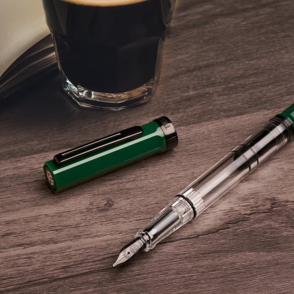 Irish Green & Onyx Eco Fountain Pen