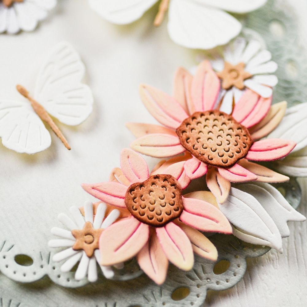 Fan Stitch Scalloped Nesting Frames