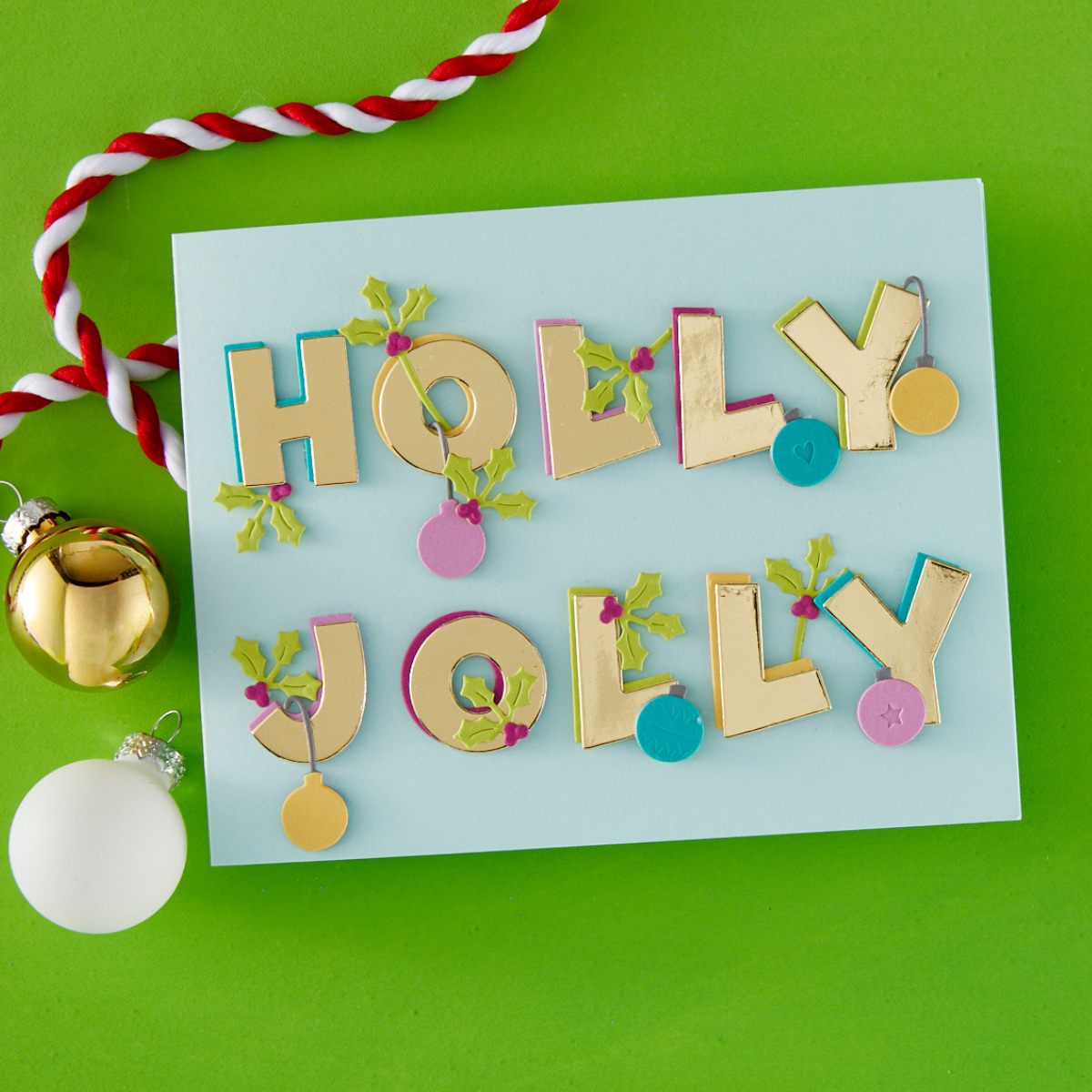 Classic Mouse Holiday Wreath Etched Dies