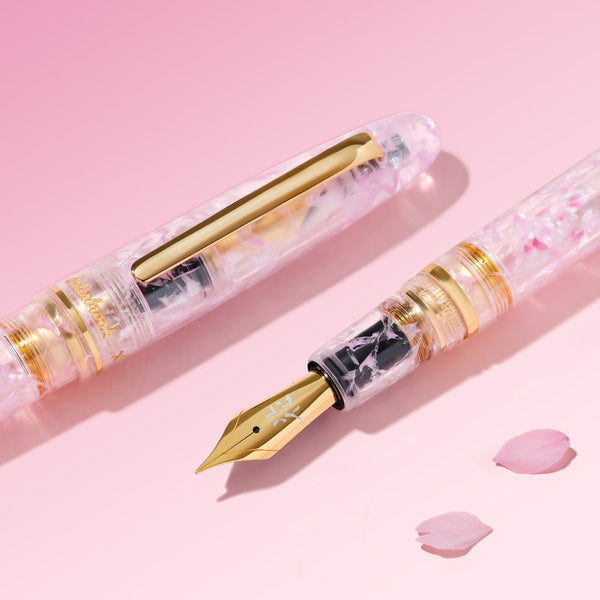 Kachofugetsu Flower Fountain Pen | Bungubox x Esterbrook