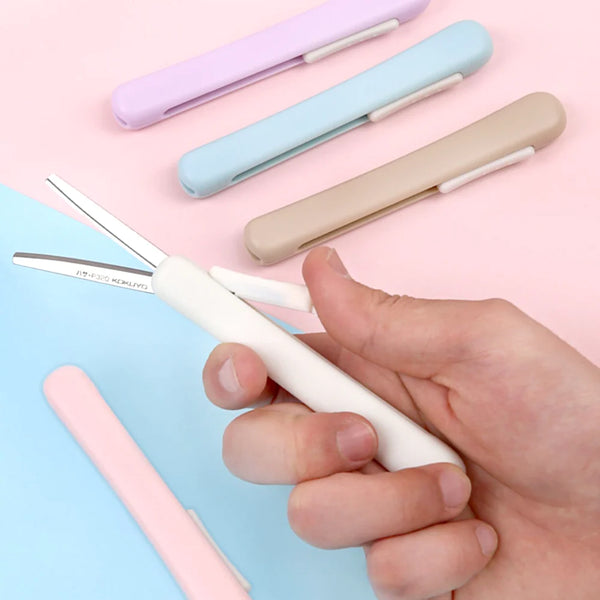 White Saxa Poche Compact Portable Scissors