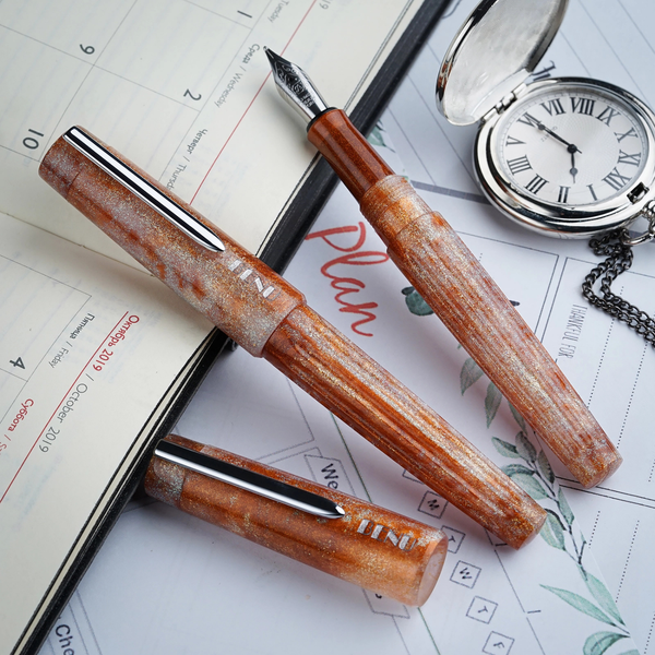 {coming soon!} Relaxing Sunday DailyMate Fountain Pen
