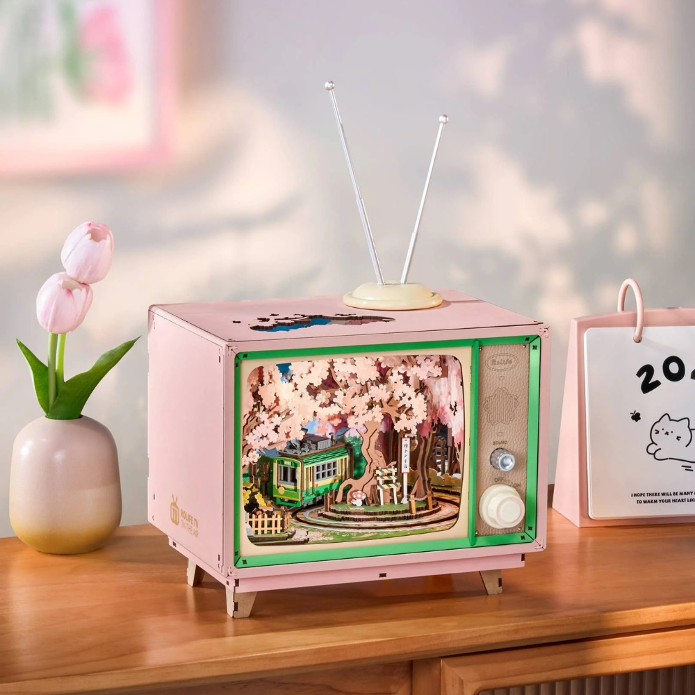 {coming soon!} Sakura Dreamy Tour Mechanical Music Box Diorama Kit