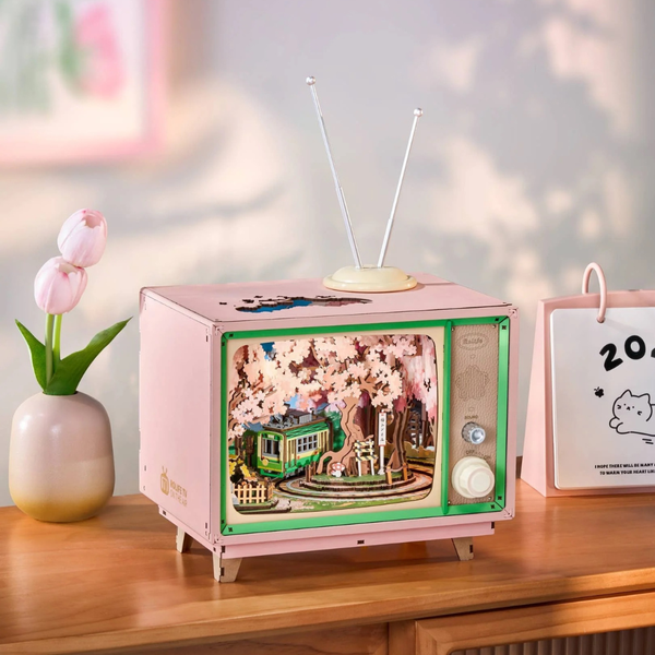 {coming soon!} Sakura Dreamy Tour Mechanical Music Box Diorama Kit