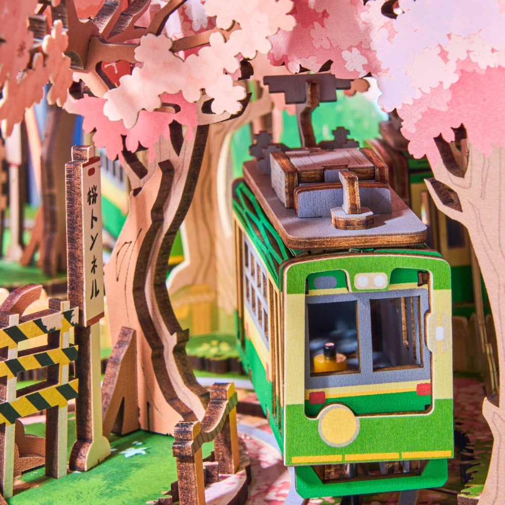 {coming soon!} Sakura Dreamy Tour Mechanical Music Box Diorama Kit