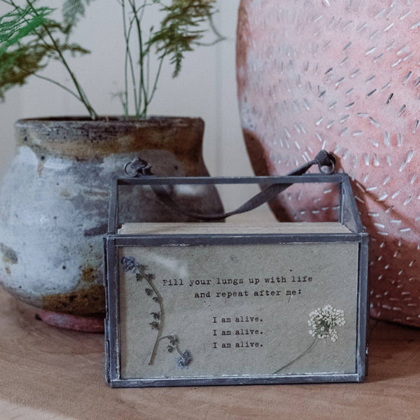 Horizontal Picture Frame and Holder with 50 Gathered Thoughts