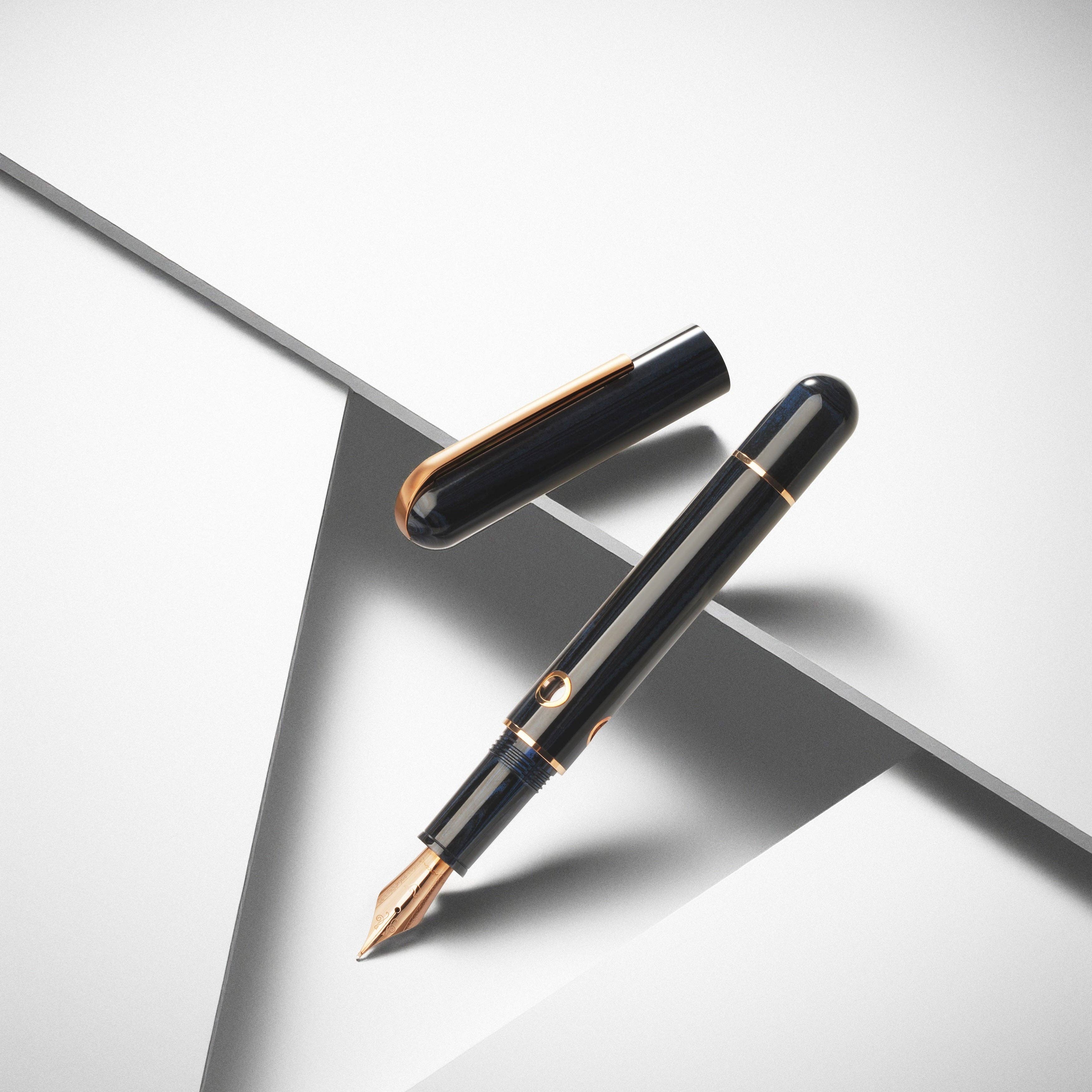 Maylandia Blue Nahvalur Nautilus Ebonite Fountain Pen