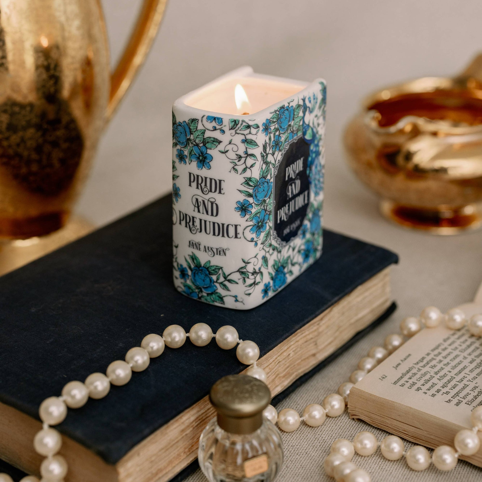 Pride and Prejudice Book Candle | Bergamot & Moss