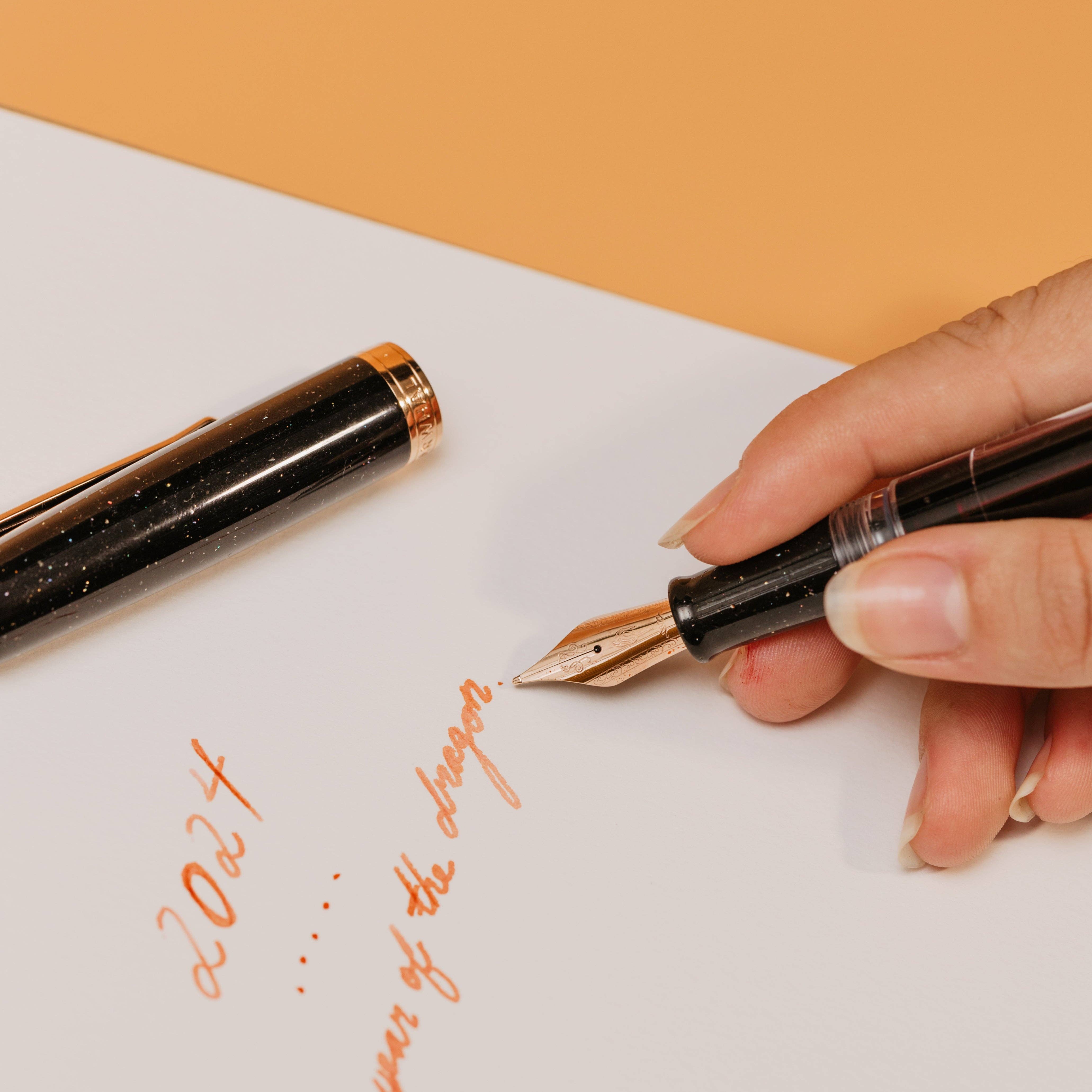 Lovina Graphite Vacuum-Fill Original Plus Fountain Pen