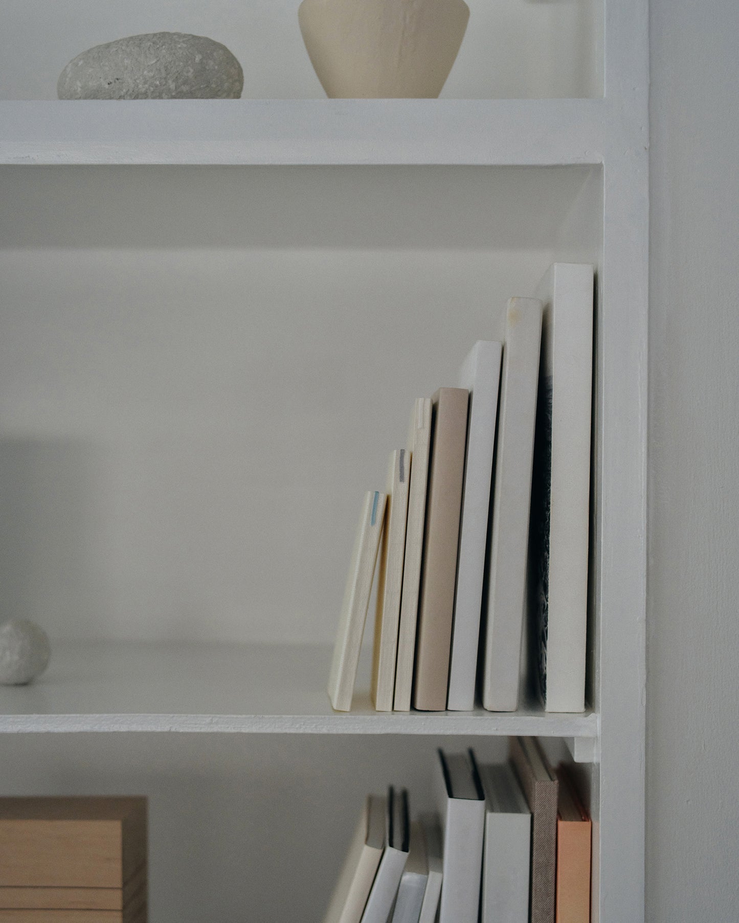 Dot Grid A6 md Cream Notebook — alternate official product view 1