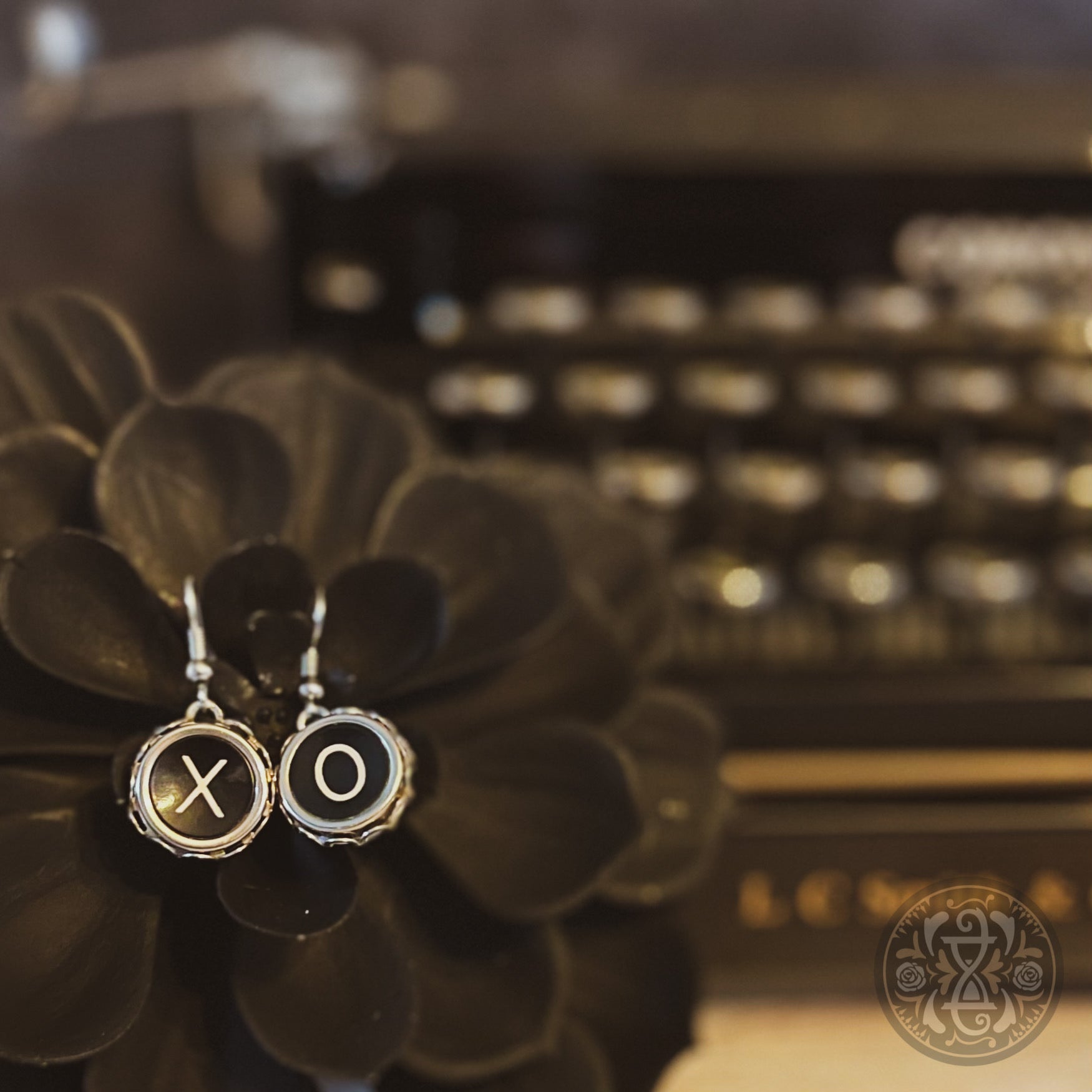 boucles d’oreilles clés de machine à écrire vintage | XO