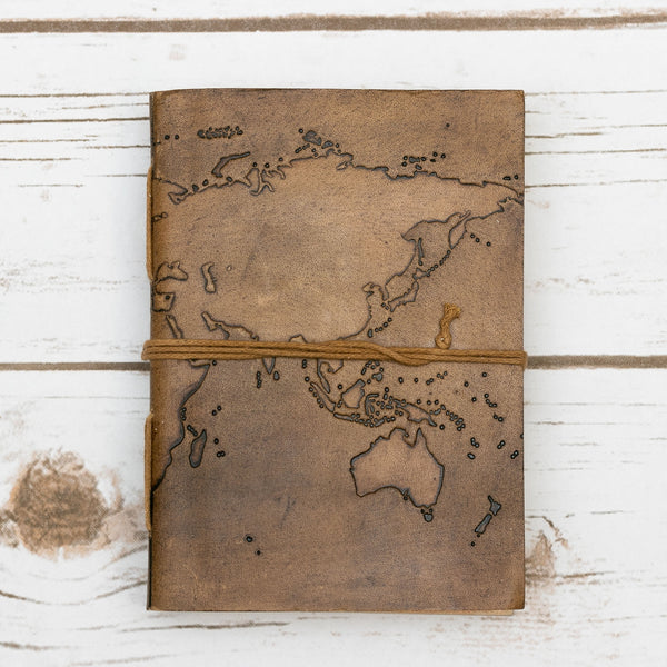 Journal en cuir fait main | Carte du monde