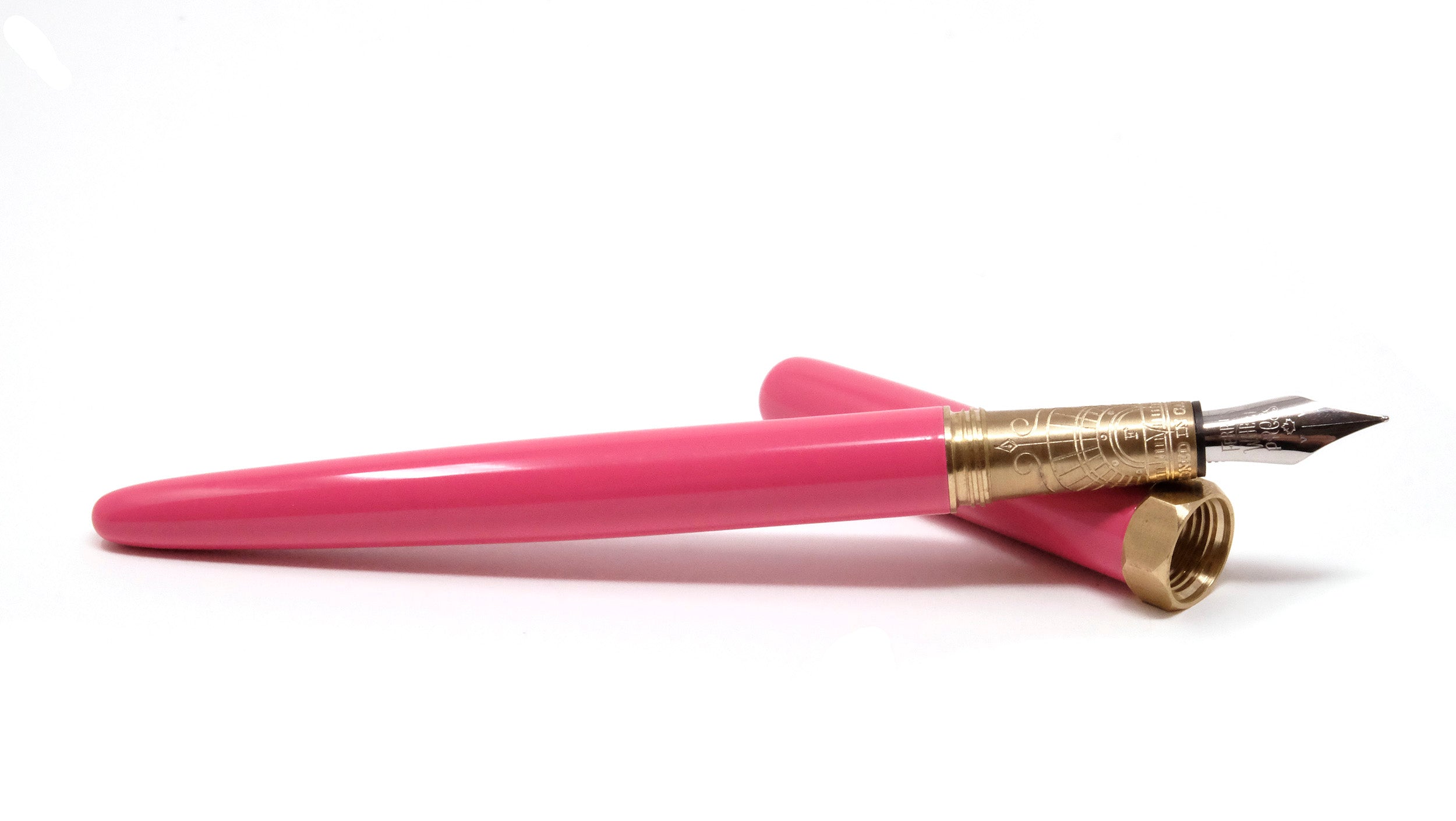 Le stylo plume Brush {plusieurs couleurs et plumes}